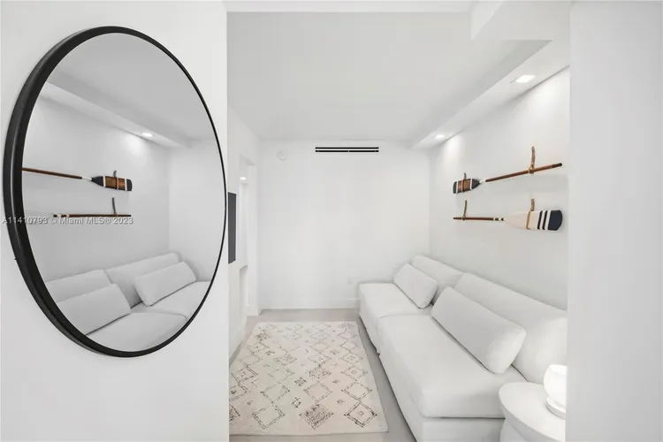 Casa del Mar #27D image #26