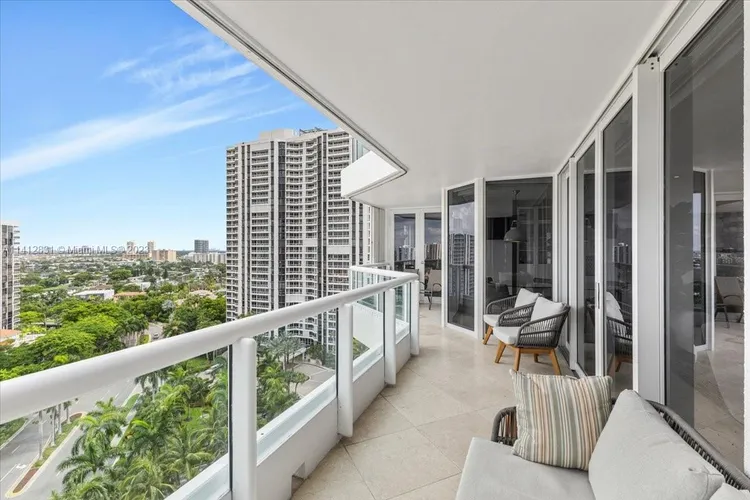 South Tower at the Point #1708 image #25