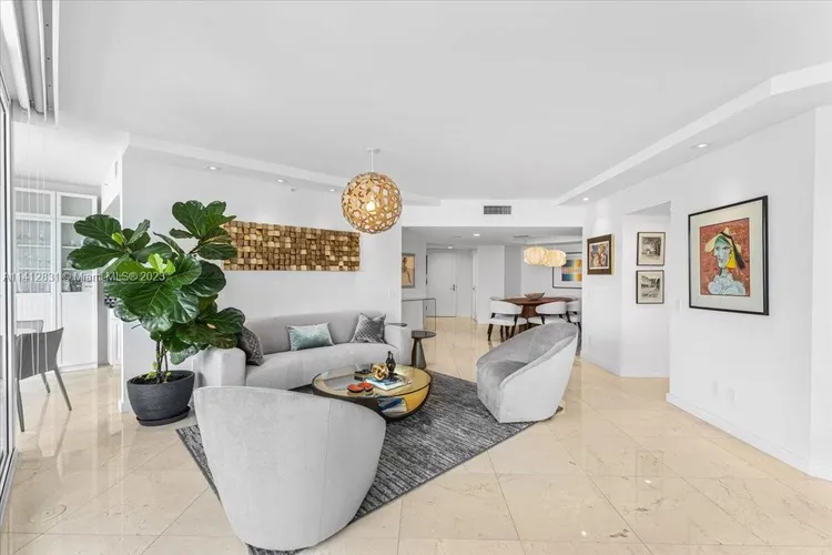 South Tower at the Point #1708 image #7