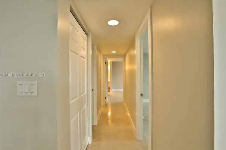 Berkley South #15L image #13