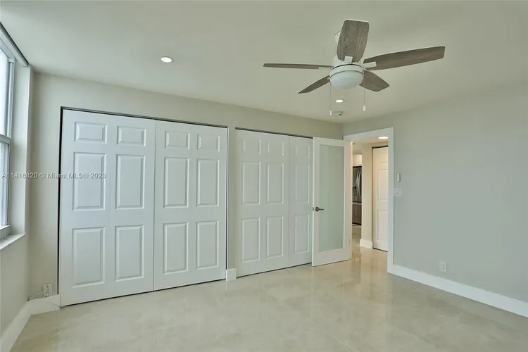 Berkley South #15L image #16