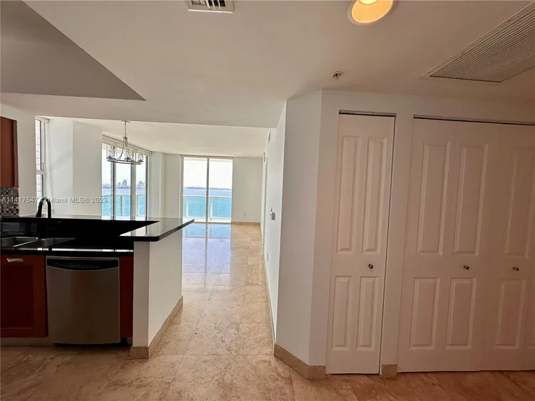 Solaris at Brickell #1809 image #15