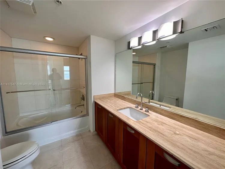 Solaris at Brickell #1809 image #26