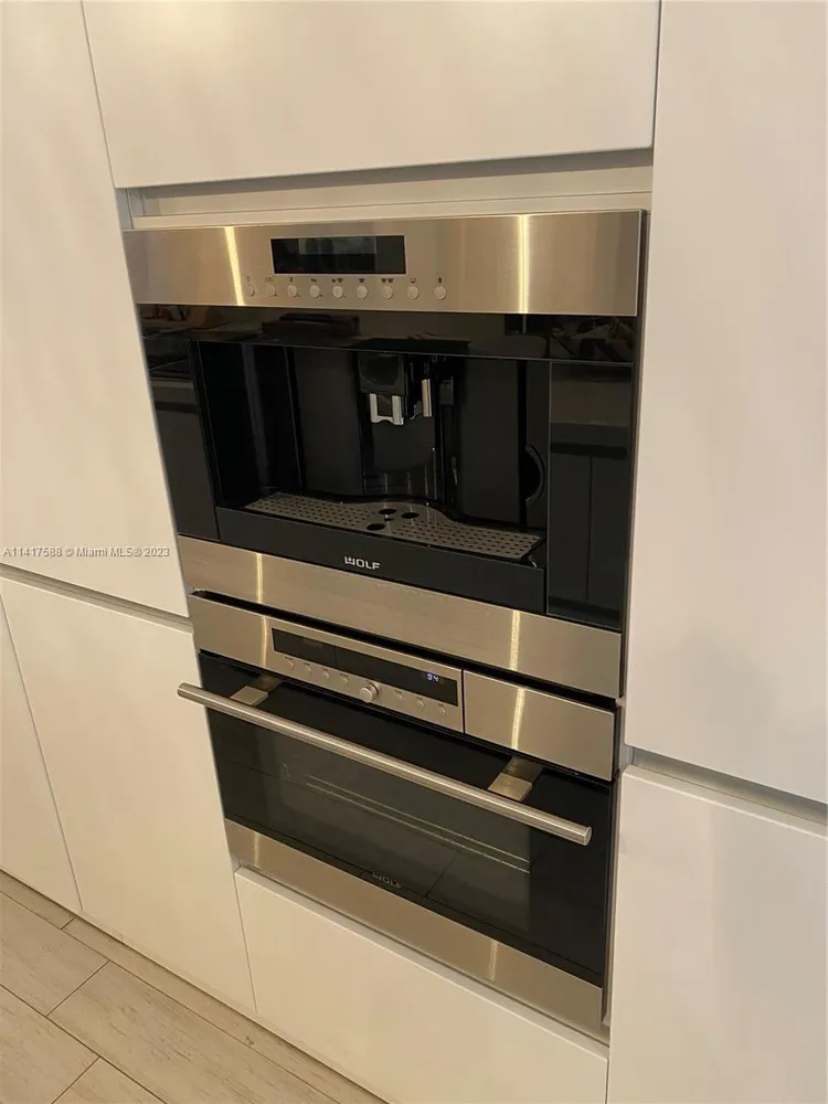 Grand Bay Residences #104 image #14