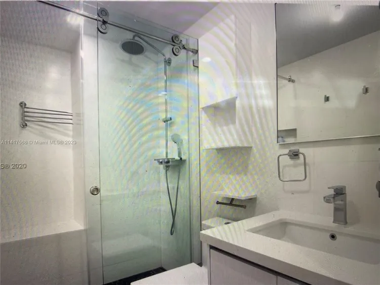 Grand Bay Residences #104 image #20