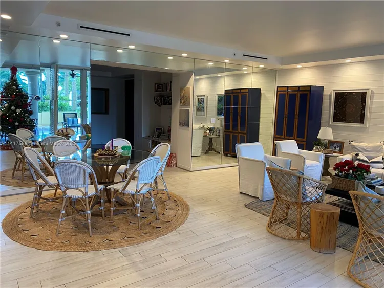 Grand Bay Residences #104 image #6