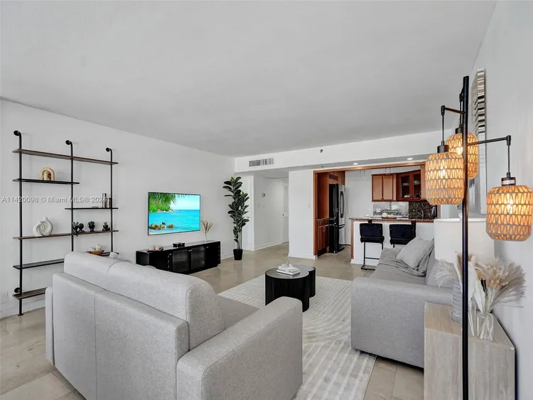 The Alexander #502 image #10