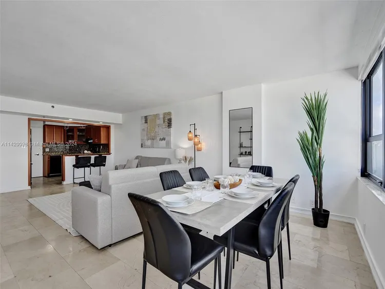 The Alexander #502 image #14