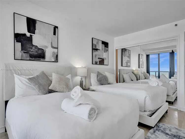 The Alexander #502 image #30