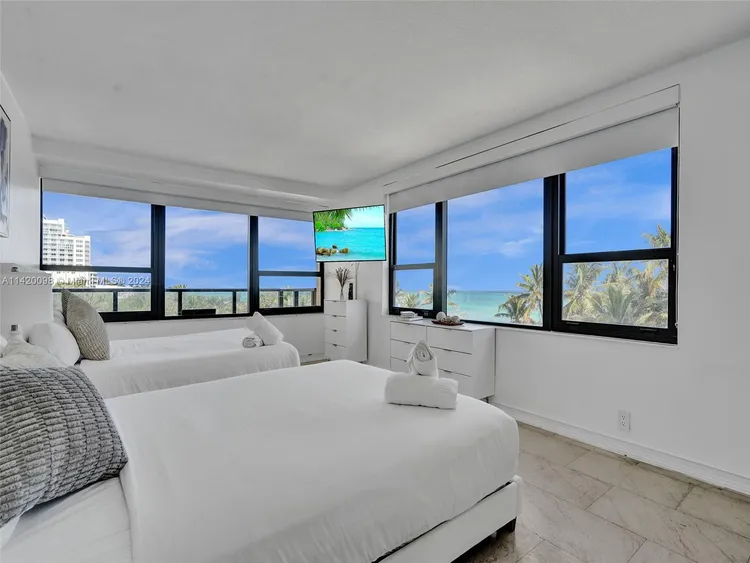 The Alexander #502 image #36