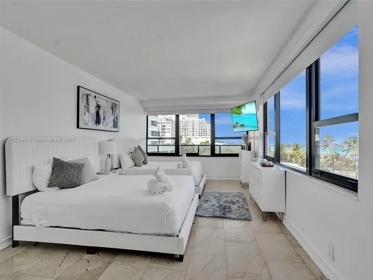 The Alexander #502 image #37