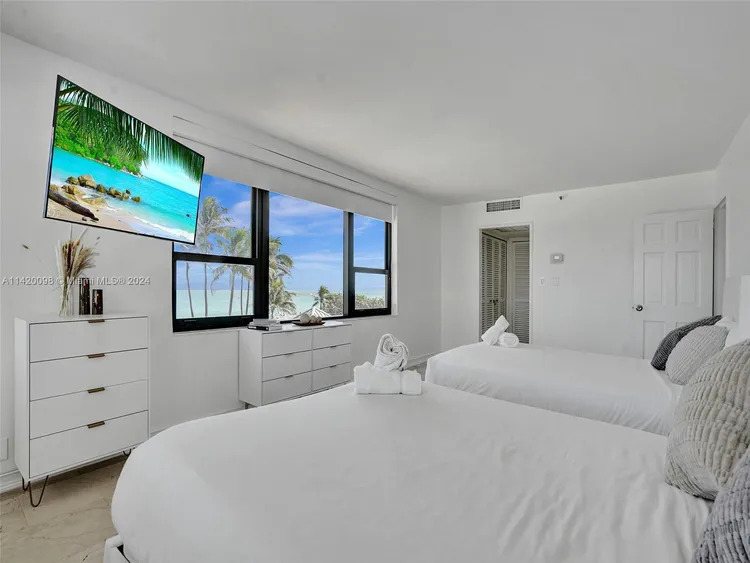 The Alexander #502 image #38