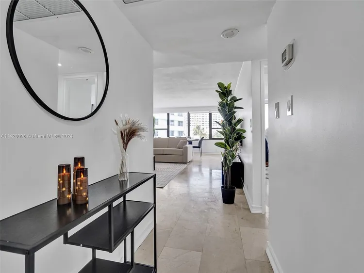 The Alexander #502 image #8