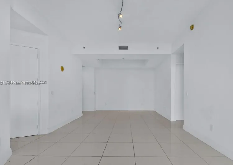 Trump Tower 2 #3905 image #15