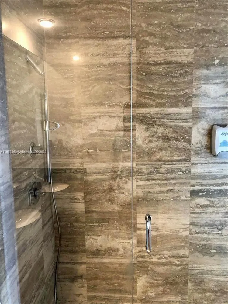 Trump Tower 2 #3905 image #7