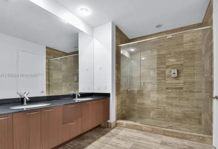 Trump Tower 2 #3905 image #8