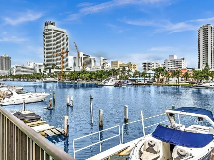 Tower 41 #1731 image #15