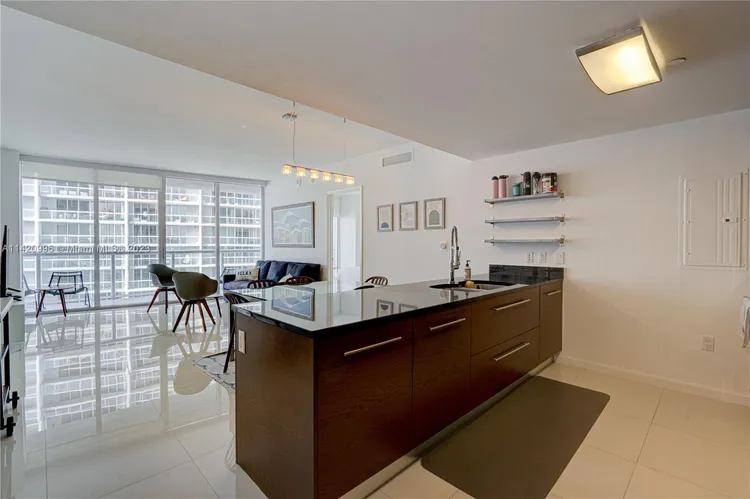 Icon Brickell I #4809 image #12