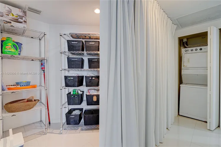 Icon Brickell I #4809 image #16
