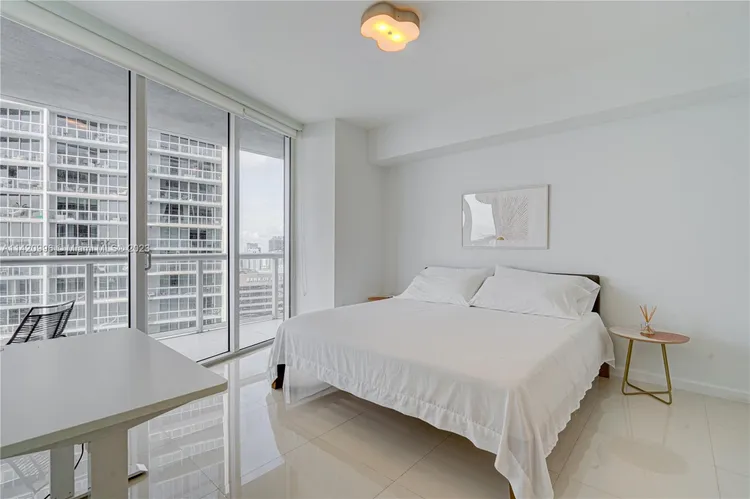 Icon Brickell I #4809 image #18