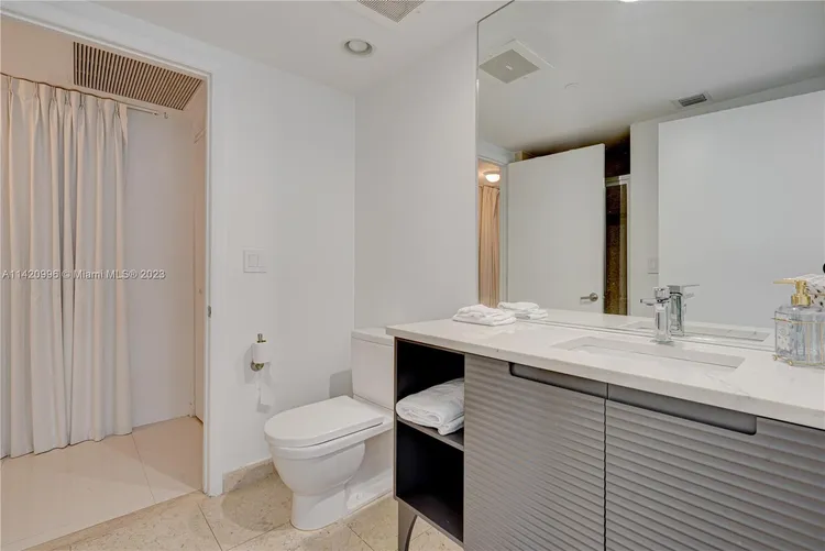 Icon Brickell I #4809 image #28