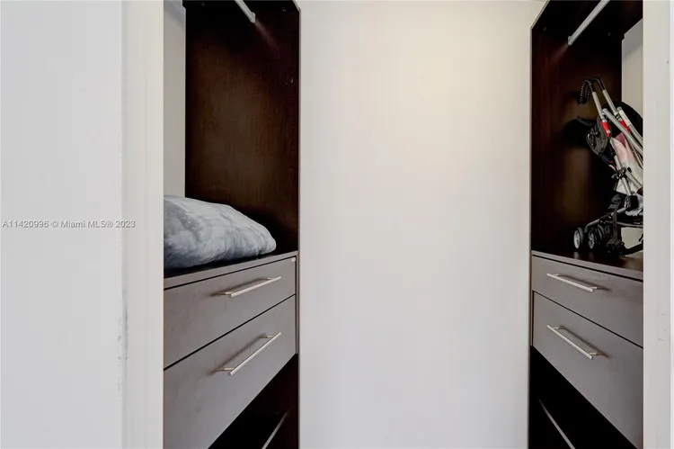 Icon Brickell I #4809 image #31