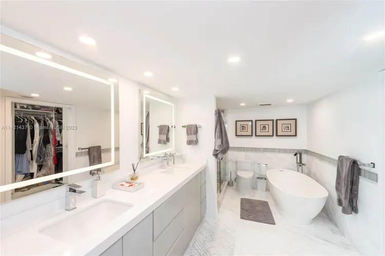 Biltmore II #306 image #14