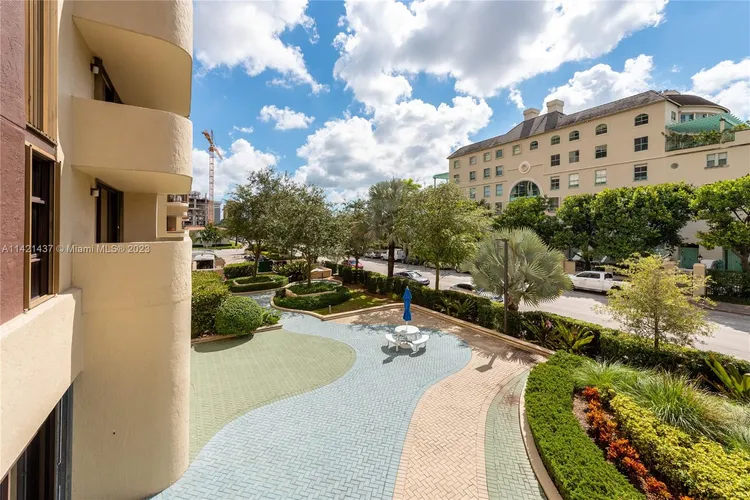 Biltmore II #306 image #32