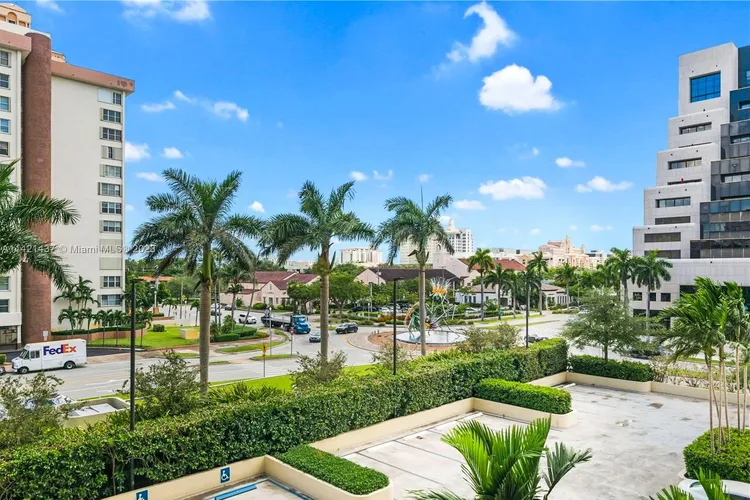 Biltmore II #306 image #33