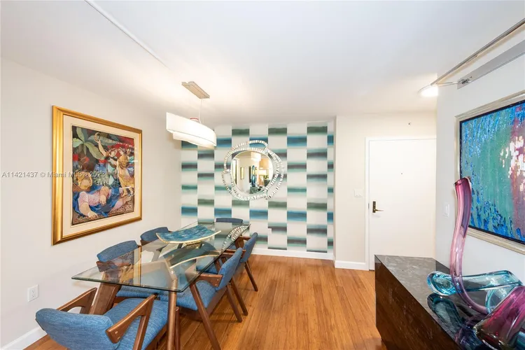 Biltmore II #306 image #7