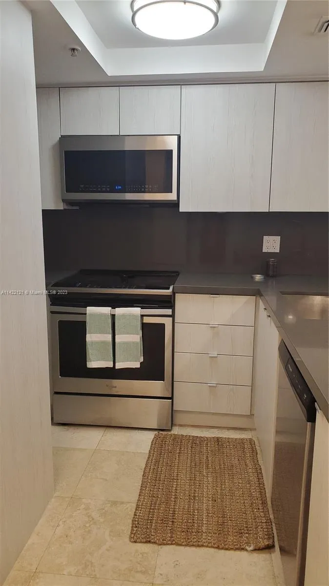 The Mutiny #716 image #11