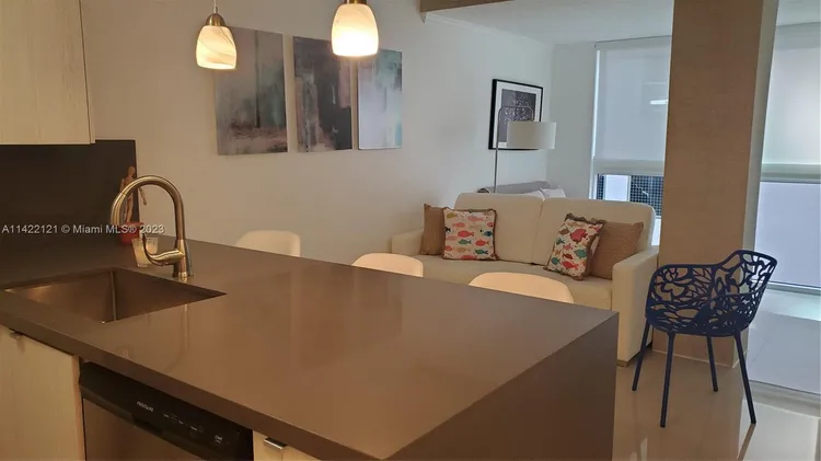 The Mutiny #716 image #7