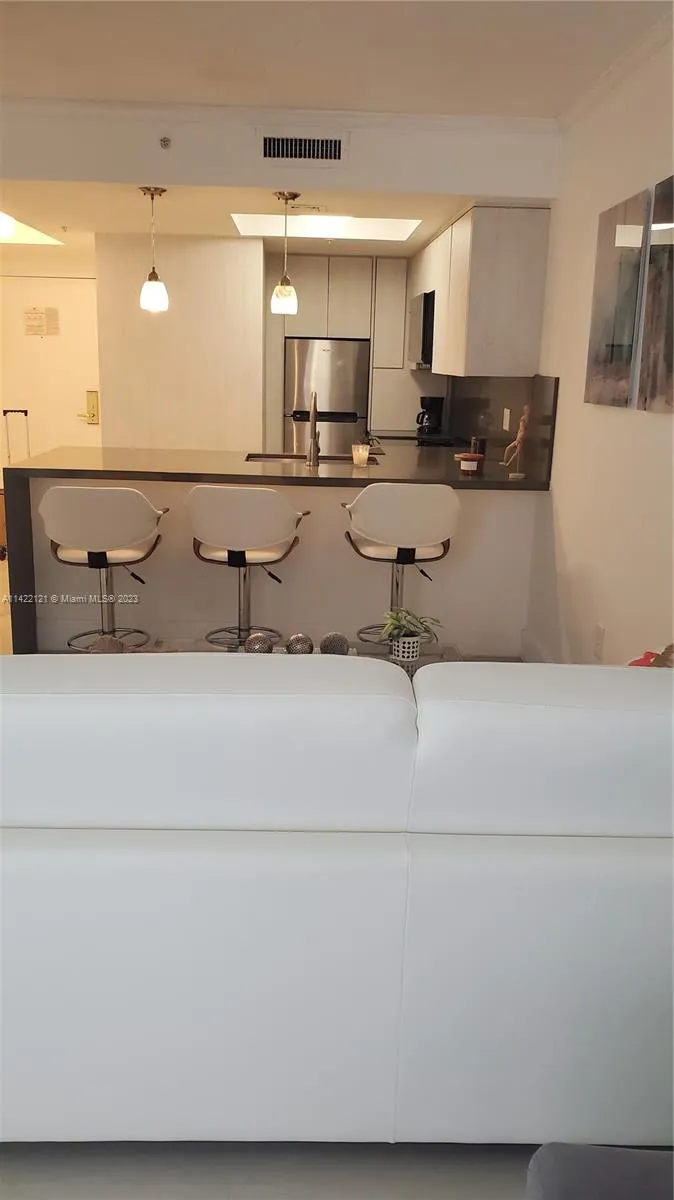 The Mutiny #716 image #8