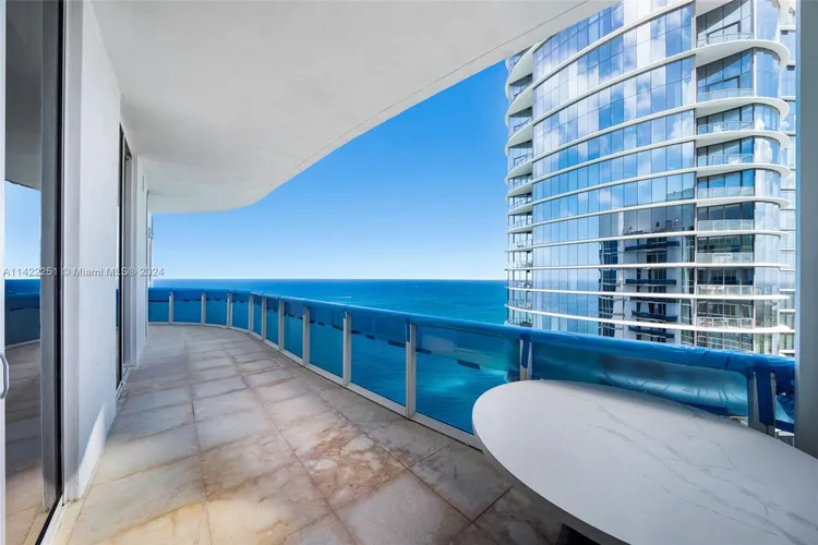 Trump Tower 3 #4102 image #24