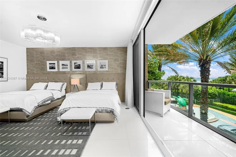 Ocean Seven #6 image #22