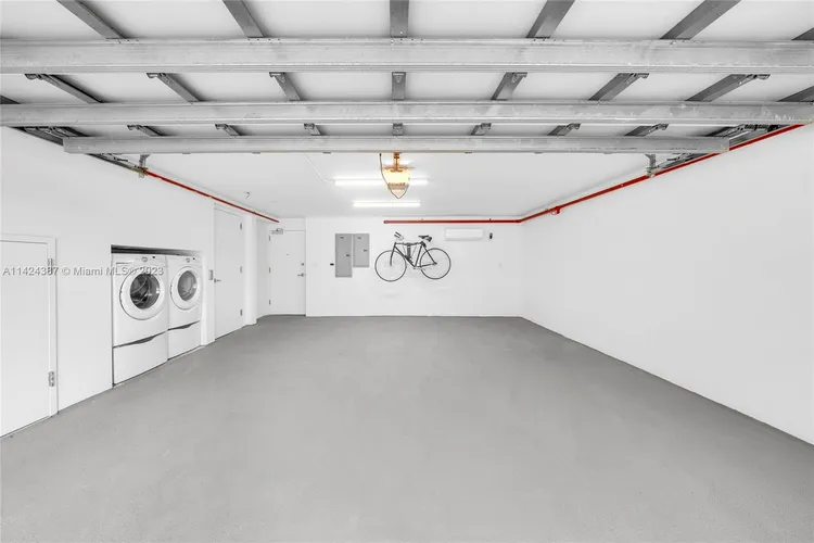 Ocean Seven #6 image #35