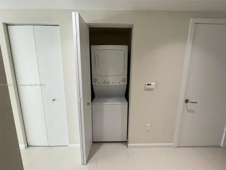 Dua Miami (SLS Hotel and Residences) #4108 image #14