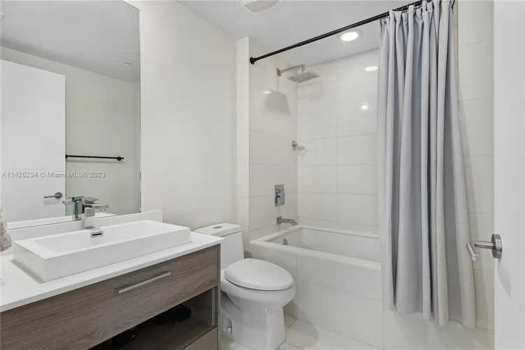 Dua Miami (SLS Hotel and Residences) #4108 image #9