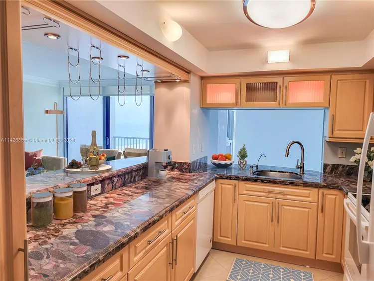 Mirasol Ocean Towers #1210 image #11