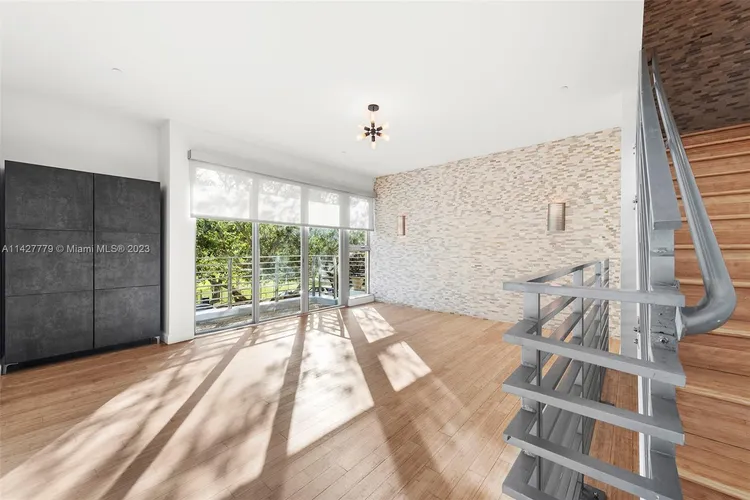 Avanti Miami Beach #163-2 image #10