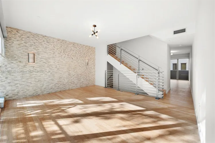 Avanti Miami Beach #163-2 image #12