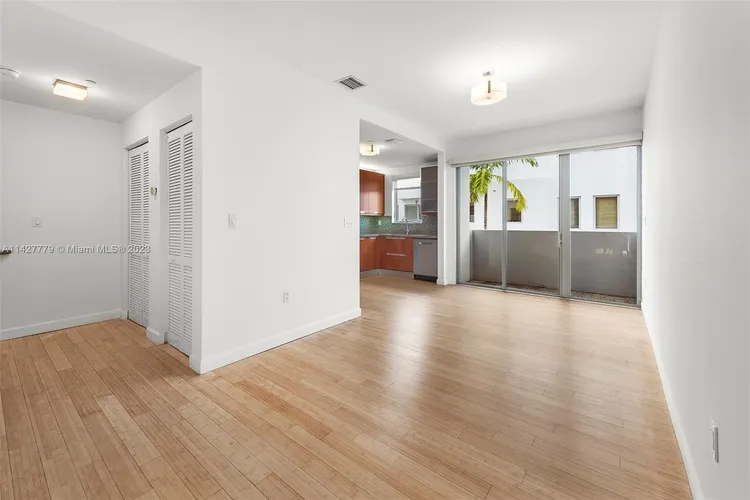 Avanti Miami Beach #163-2 image #13