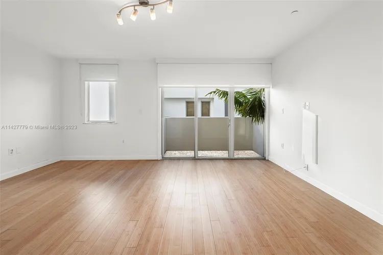 Avanti Miami Beach #163-2 image #23