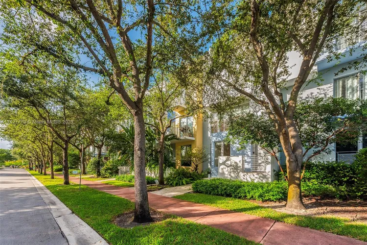 Avanti Miami Beach #163-2 image #37