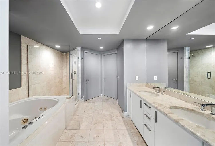 Jade Brickell #3705 image #12