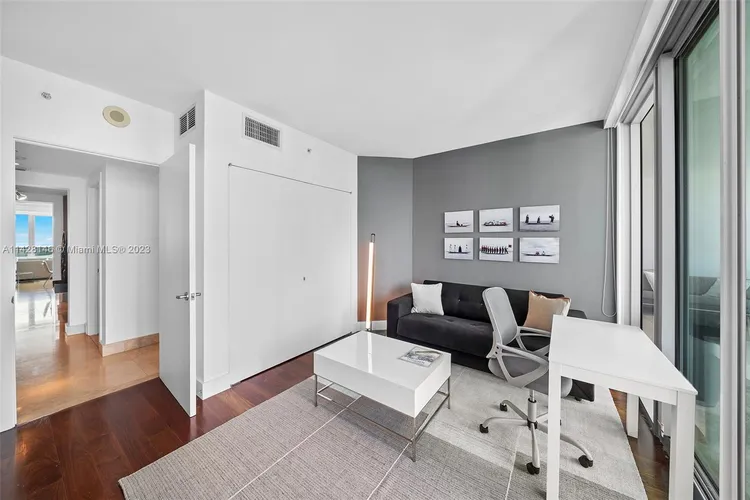 Jade Brickell #3705 image #19