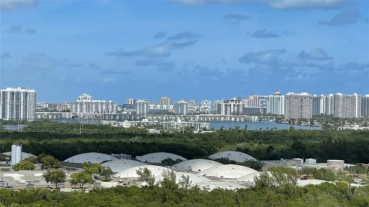 One Fifty One At Biscayne #1905 image #19