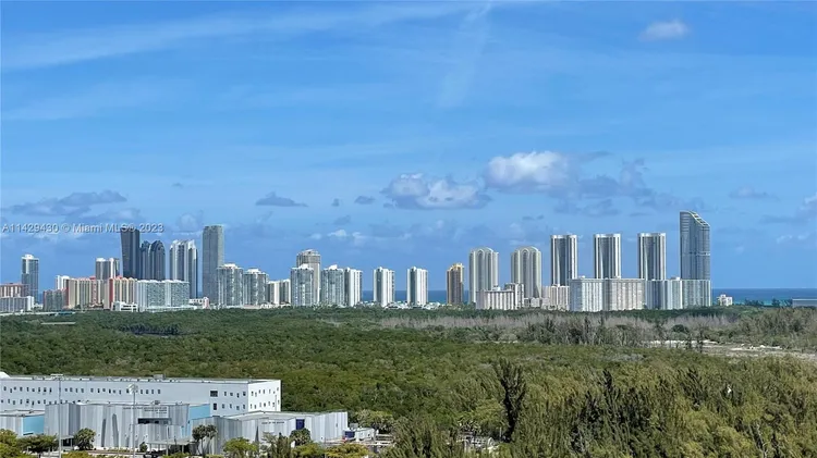 One Fifty One At Biscayne #1905 image #20