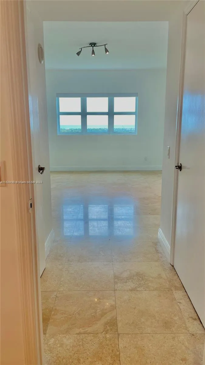 One Fifty One At Biscayne #1905 image #22