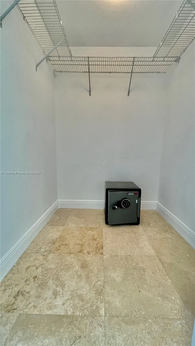 One Fifty One At Biscayne #1905 image #23